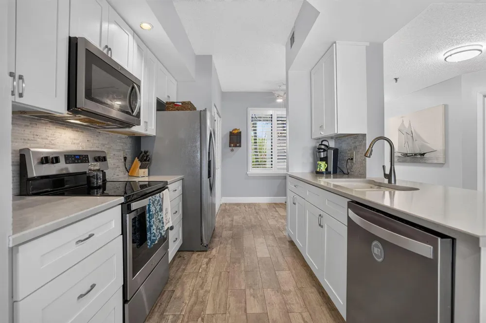 200 Waterway Road #104 Tequesta, FL 33469