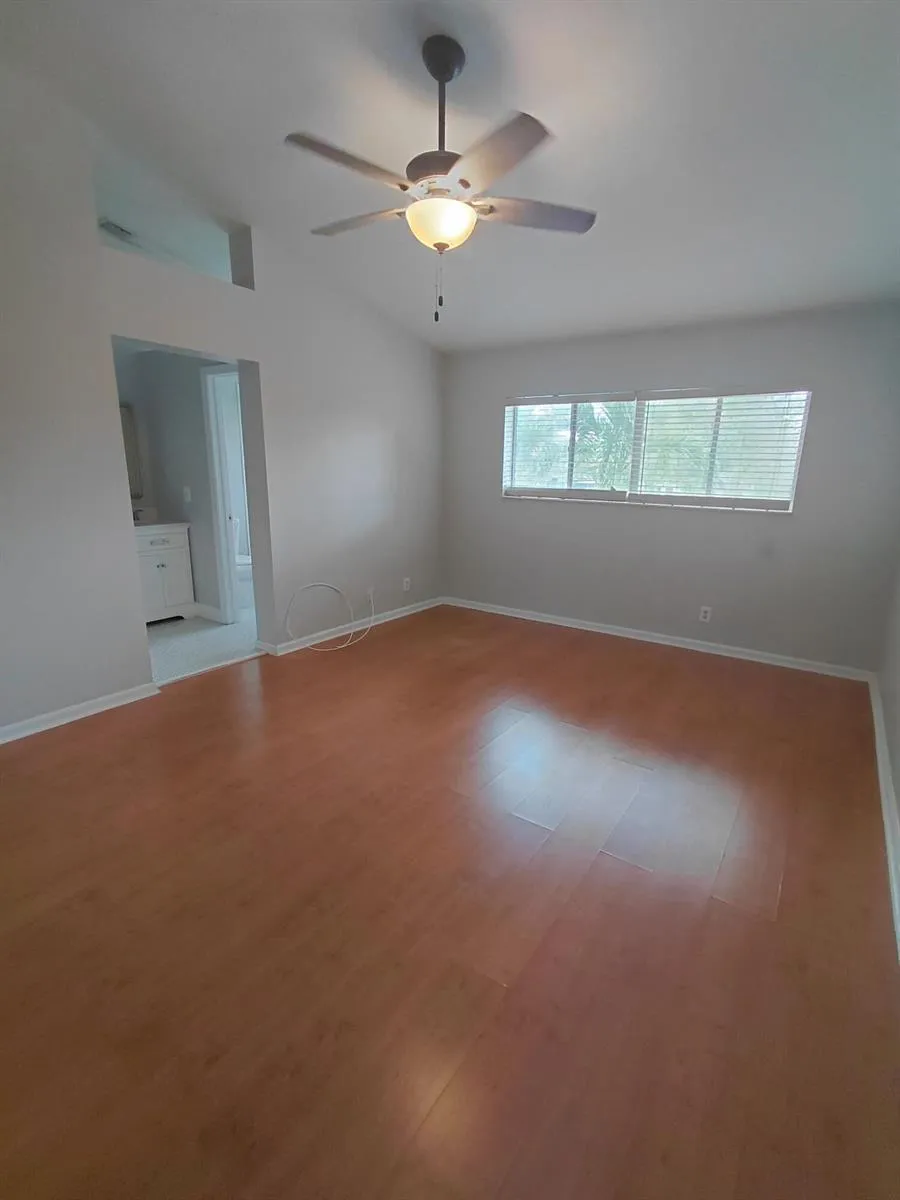 2147 Discovery Circle W Deerfield Beach, FL 33442