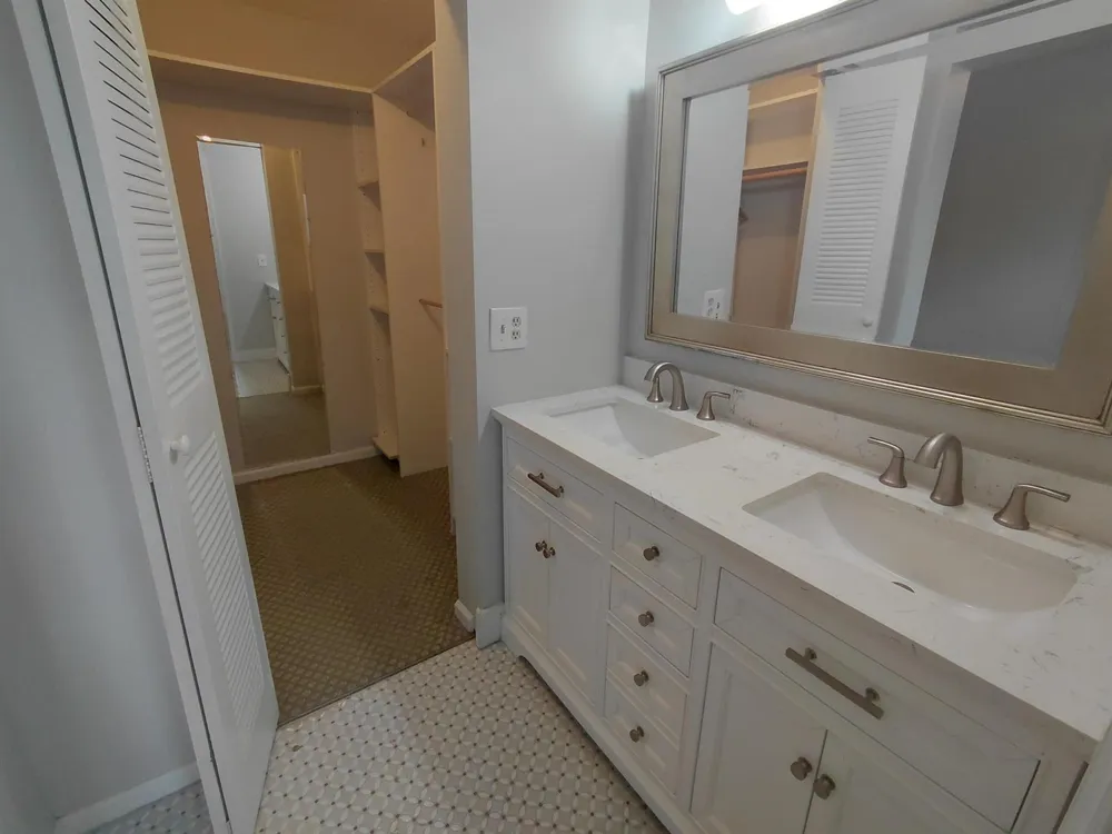 2147 Discovery Circle W Deerfield Beach, FL 33442
