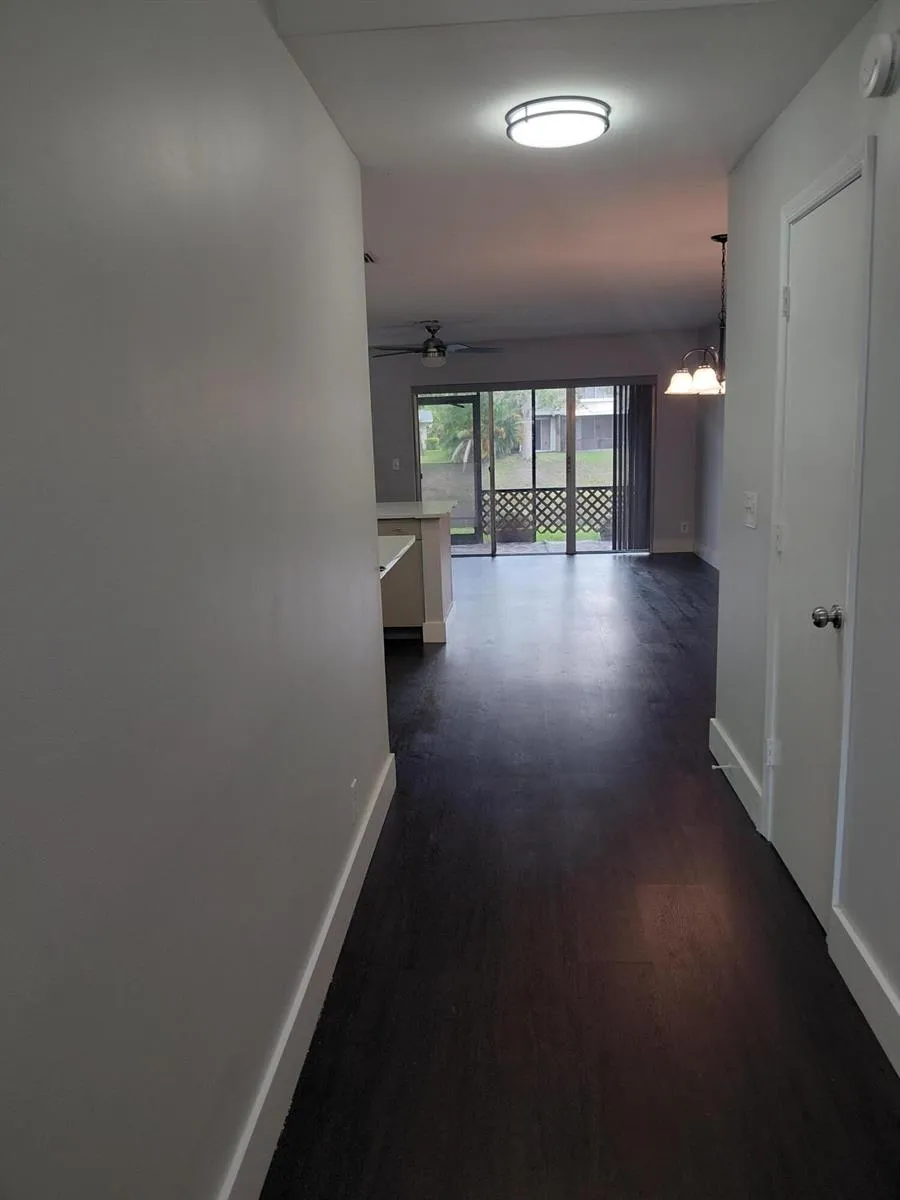2147 Discovery Circle W Deerfield Beach, FL 33442
