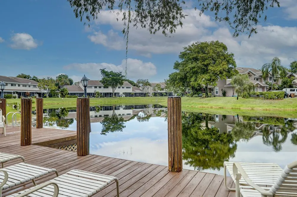 2147 Discovery Circle W Deerfield Beach, FL 33442
