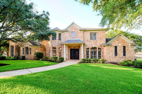 60 Champion Villa Drive