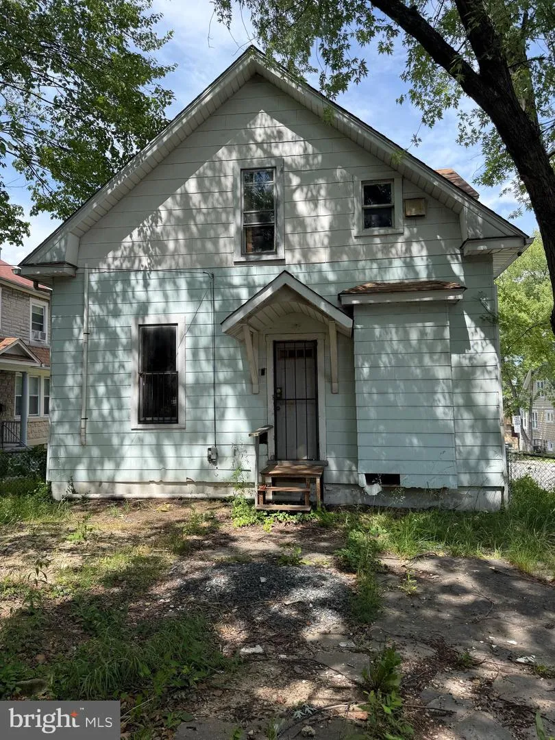 4013 PARKWOOD AVENUE Baltimore, MD 21206
