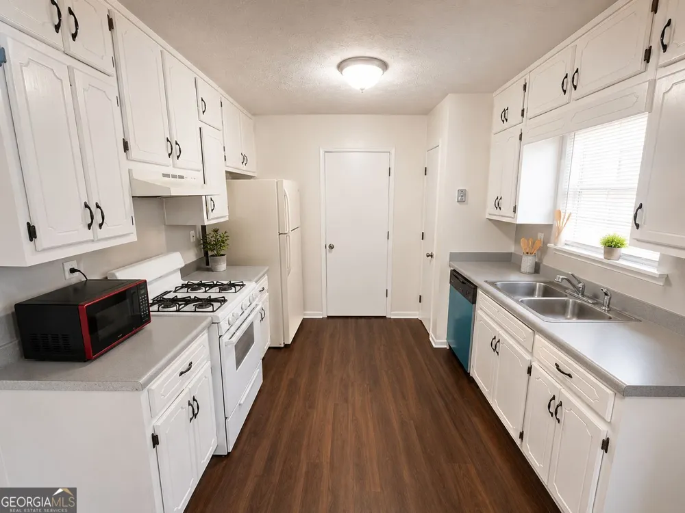 3684 Paddington TRL Rex, GA 30273