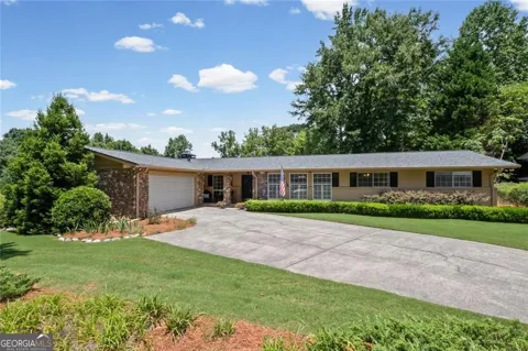 2730 Fontainebleau DR