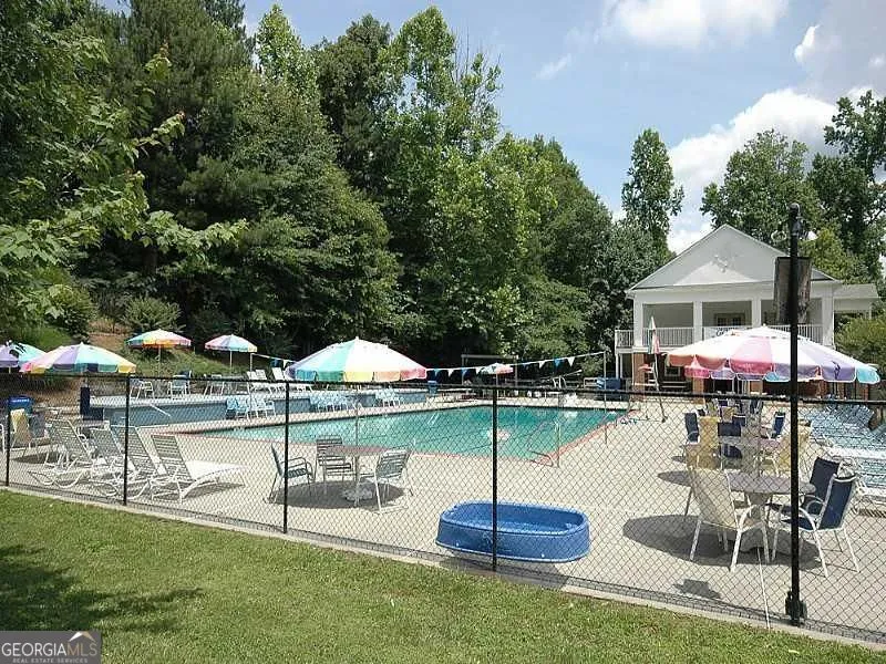 2730 Fontainebleau DR Dunwoody, GA 30360