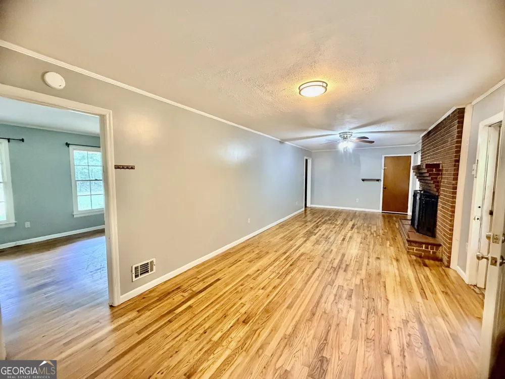 295 Gose RD Forsyth, GA 31029