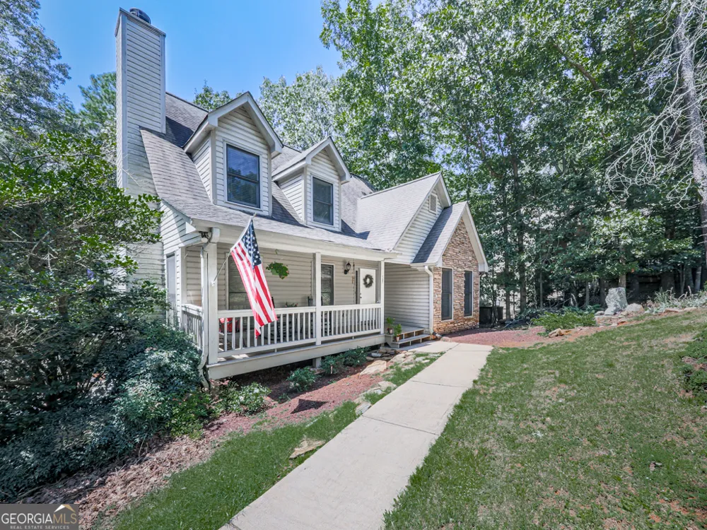 137 Blue Fox LOOP Waleska, GA 30183