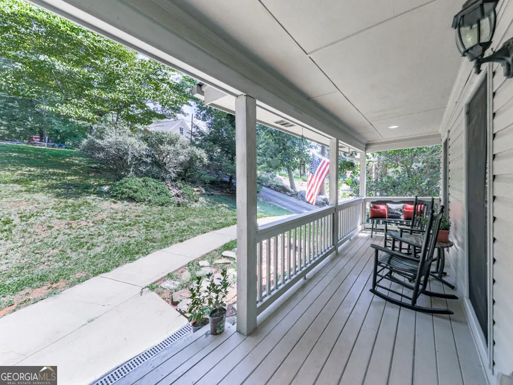 137 Blue Fox LOOP Waleska, GA 30183