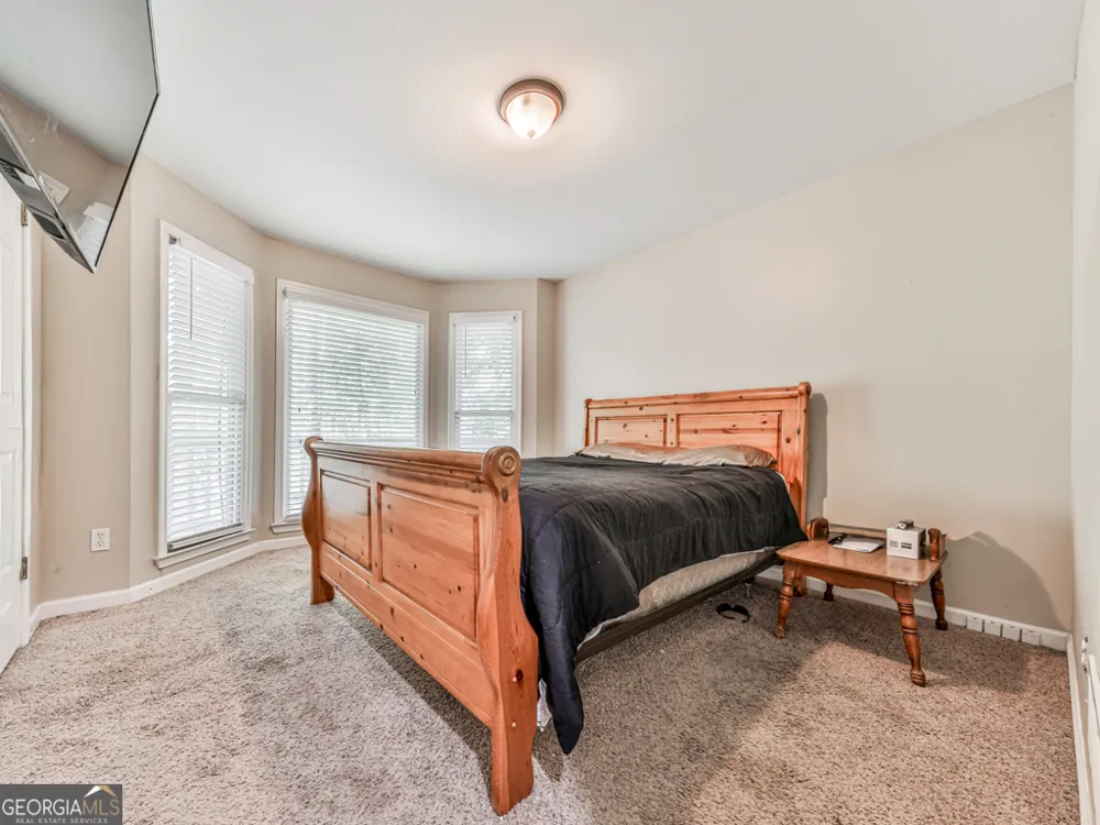 137 Blue Fox LOOP Waleska, GA 30183