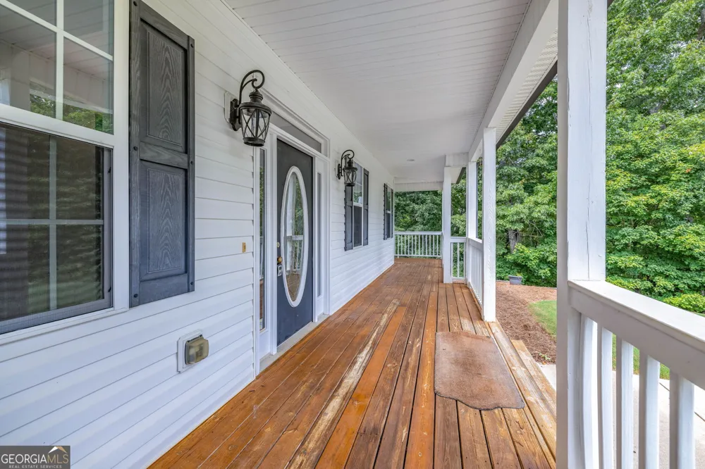 7913 Pea Ridge RD Lula, GA 30554