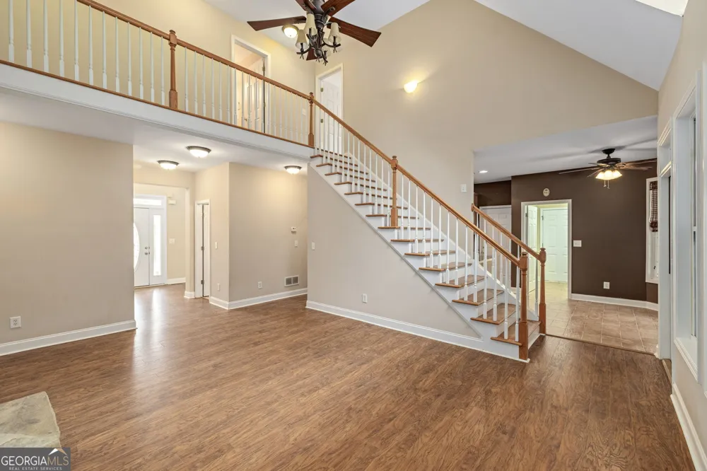 7913 Pea Ridge RD Lula, GA 30554