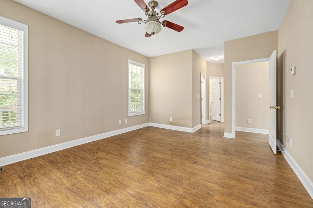 7913 Pea Ridge RD Lula, GA 30554