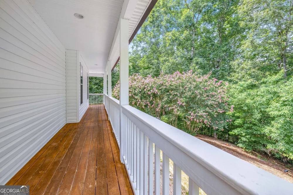 7913 Pea Ridge RD Lula, GA 30554