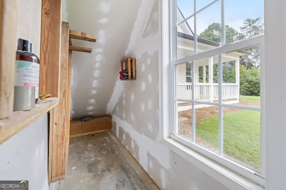 7913 Pea Ridge RD Lula, GA 30554