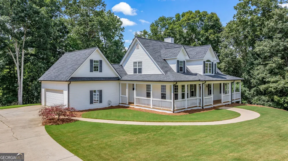 7913 Pea Ridge RD Lula, GA 30554