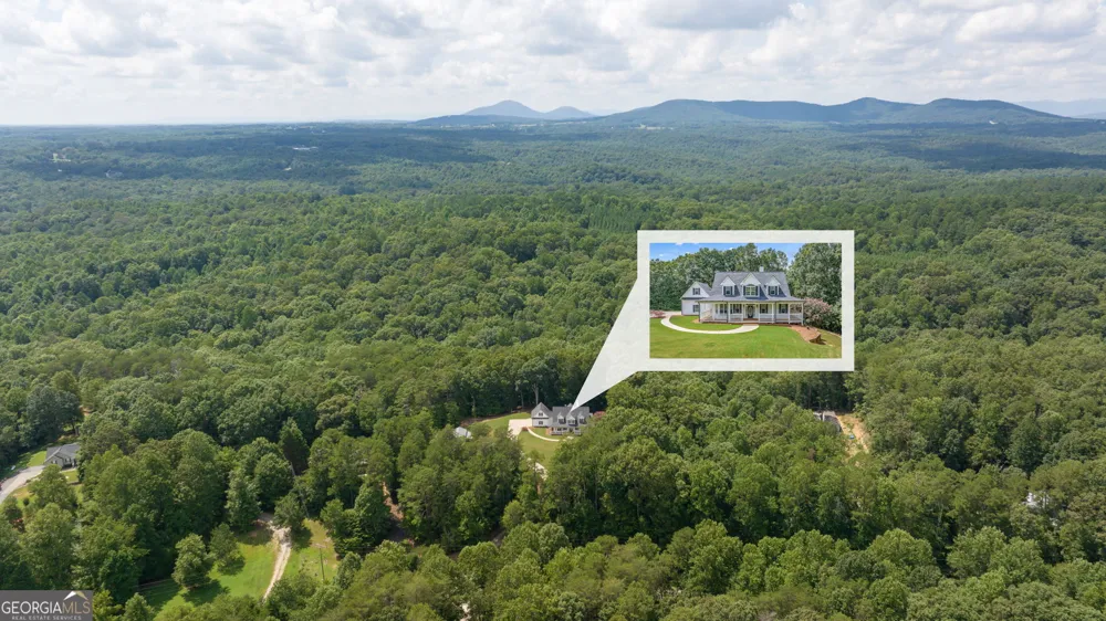 7913 Pea Ridge RD Lula, GA 30554