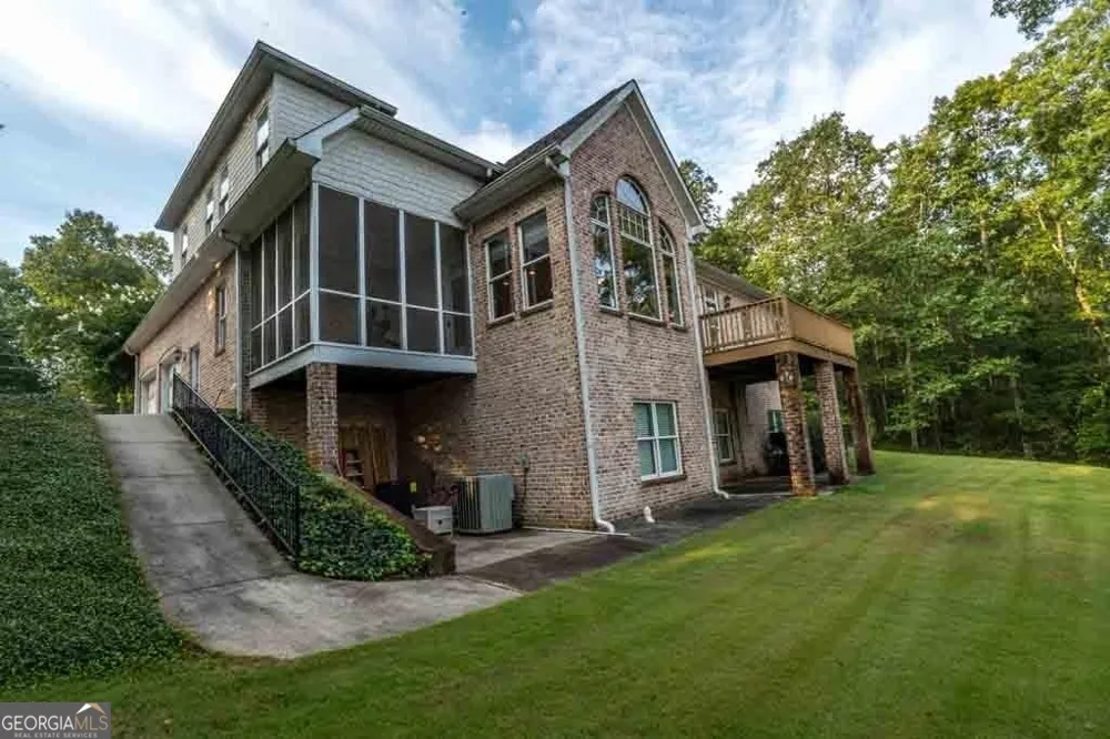 551 Mountain Ridge DR Manchester, GA 31816