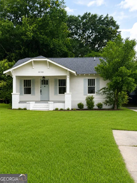 320 N Elbert ST