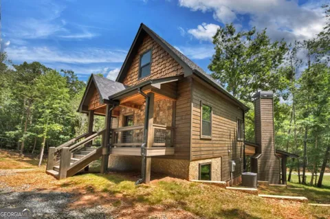 107 Dogwood Hills WAY