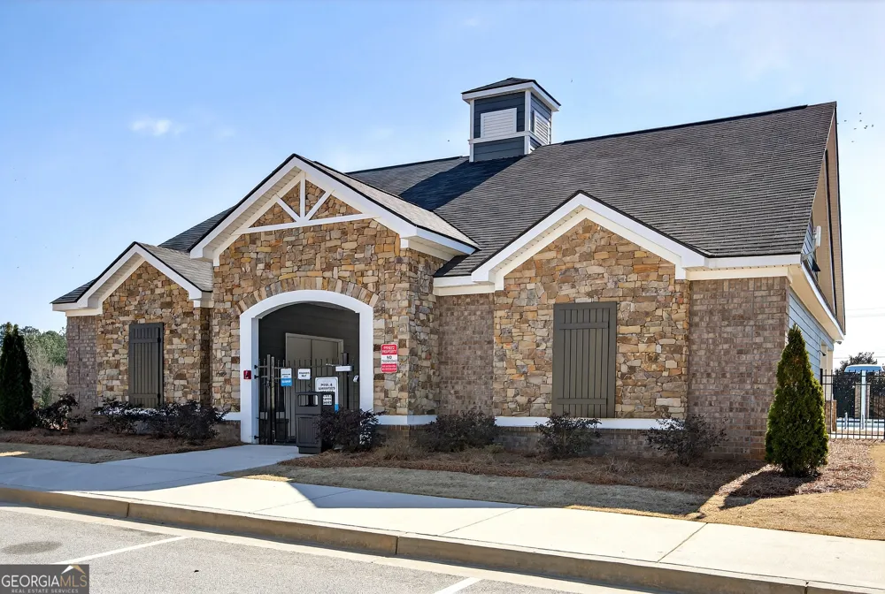 419 Beachview RD Hampton, GA 30228