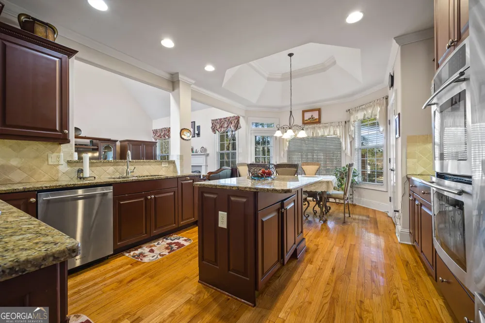 221 Langshire DR McDonough, GA 30253