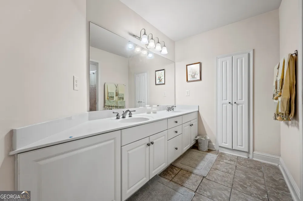 221 Langshire DR McDonough, GA 30253