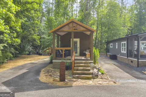 4960 Laurel Lodge RD