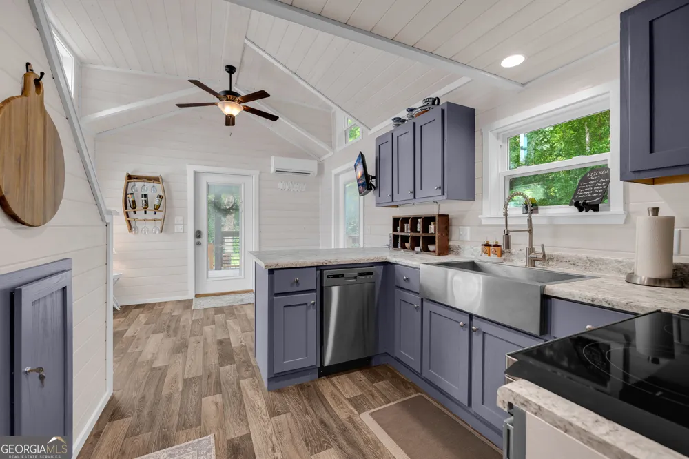 4960 Laurel Lodge RD Clarkesville, GA 30523