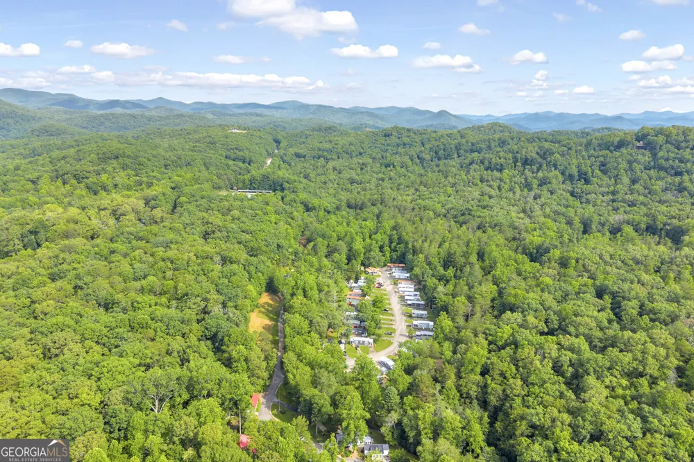 4960 Laurel Lodge RD Clarkesville, GA 30523