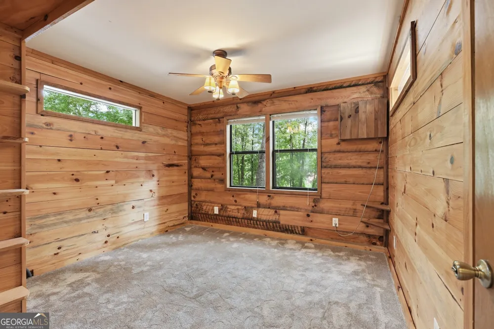 129 Nob Hill RDG Cleveland, GA 30528