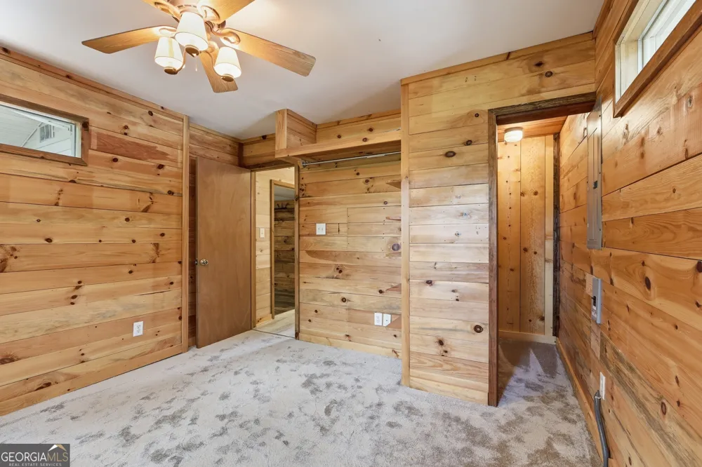 129 Nob Hill RDG Cleveland, GA 30528