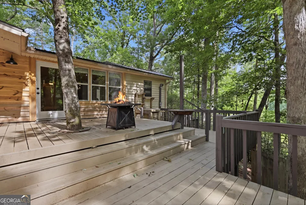 129 Nob Hill RDG Cleveland, GA 30528