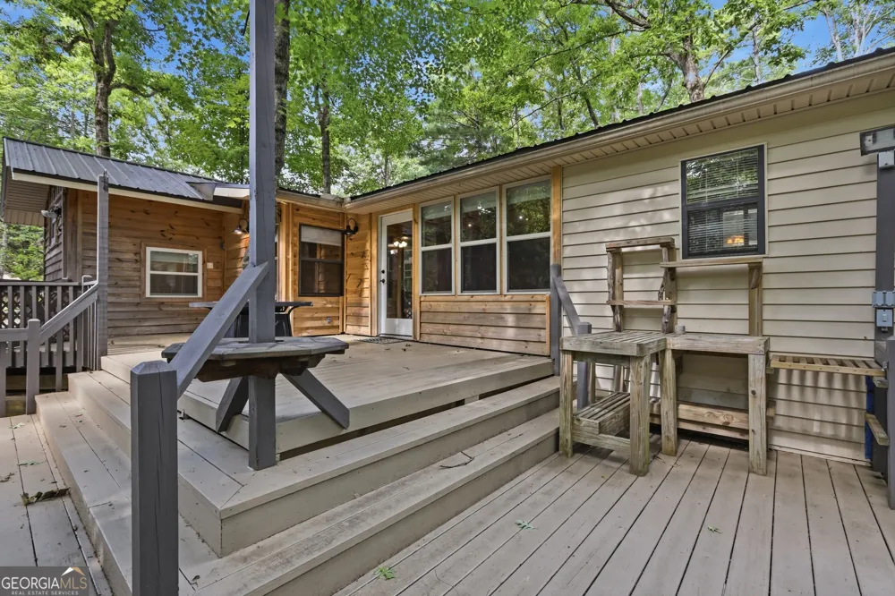 129 Nob Hill RDG Cleveland, GA 30528