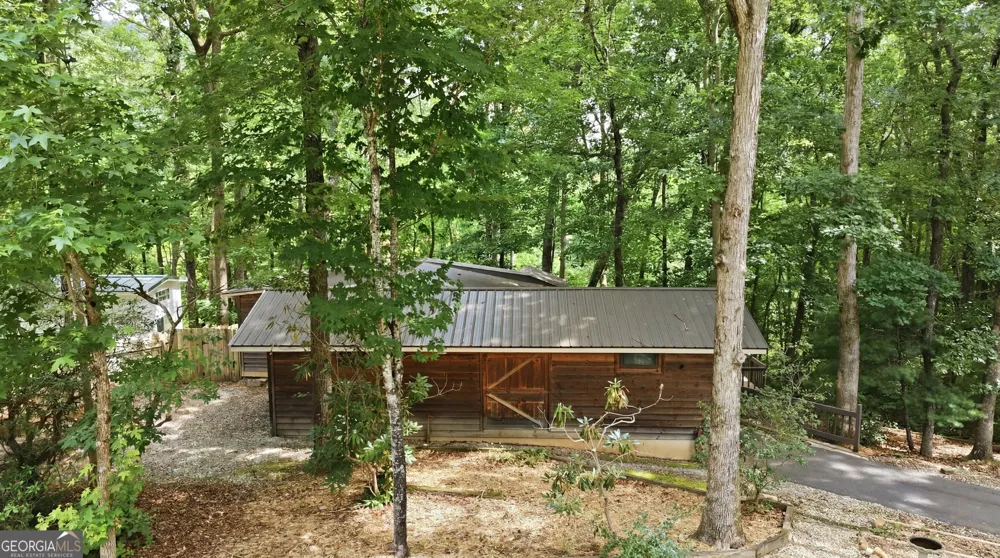 129 Nob Hill RDG Cleveland, GA 30528