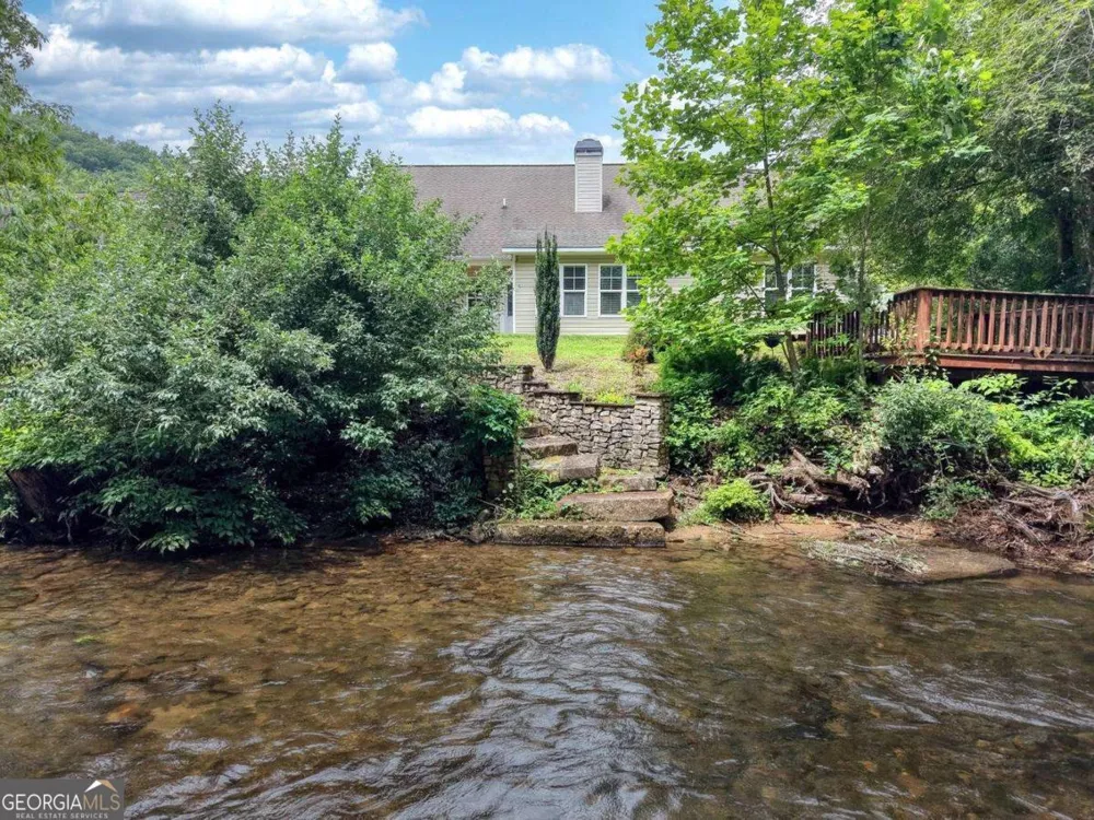 2187 Big Pine DR Hiawassee, GA 30546