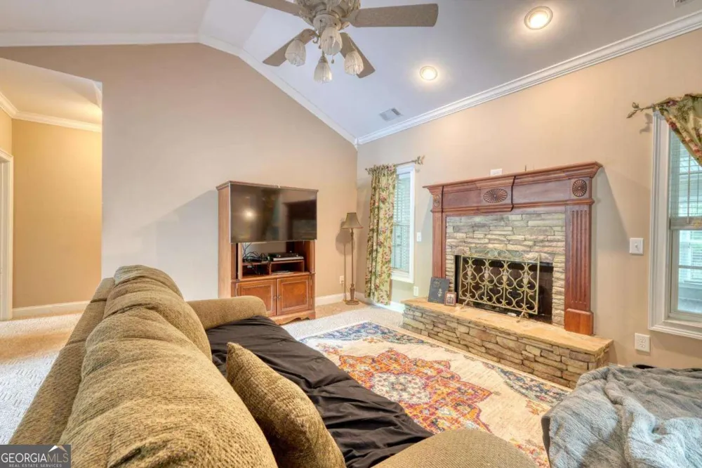 2187 Big Pine DR Hiawassee, GA 30546