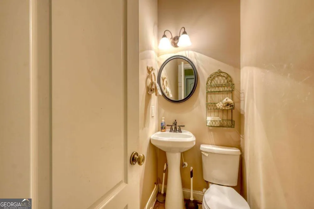 2187 Big Pine DR Hiawassee, GA 30546