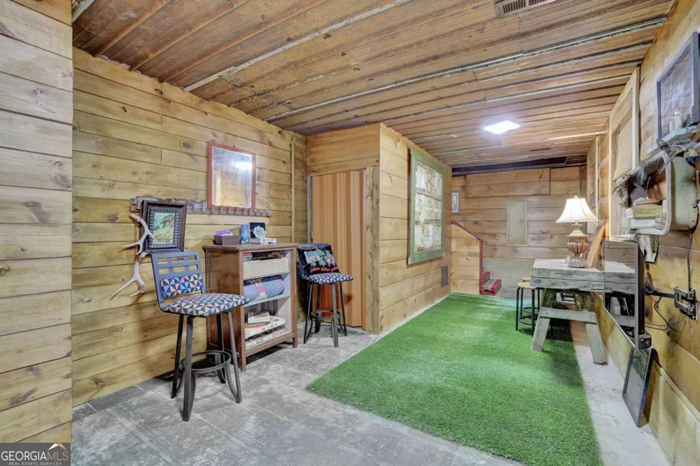219 Raven Cliff RD Talking Rock, GA 30175