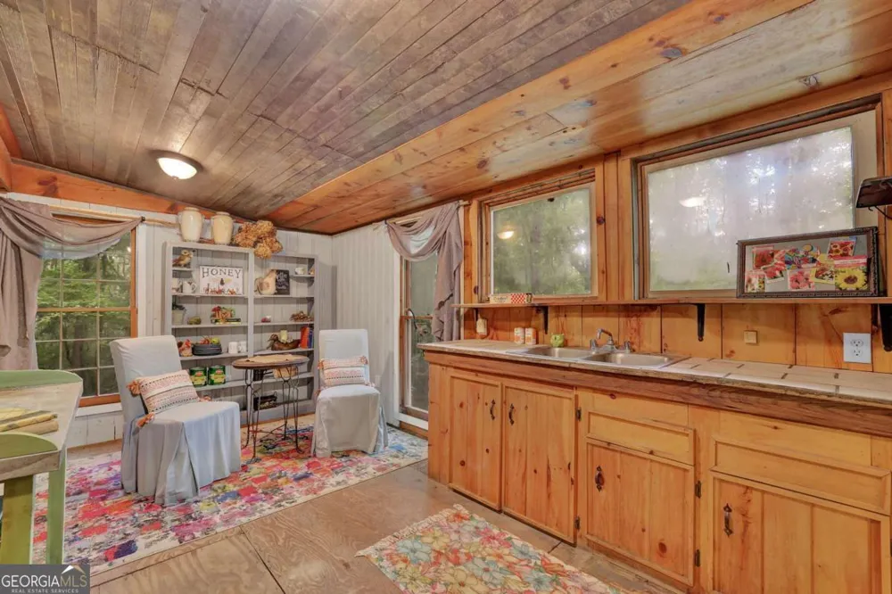 219 Raven Cliff RD Talking Rock, GA 30175