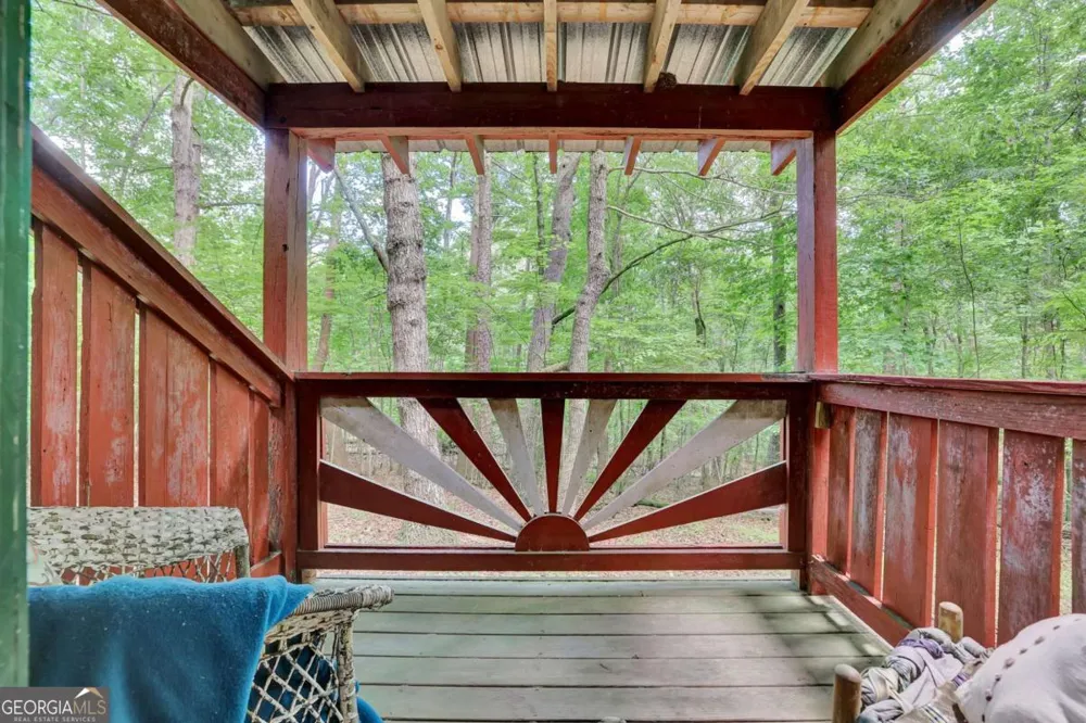 219 Raven Cliff RD Talking Rock, GA 30175
