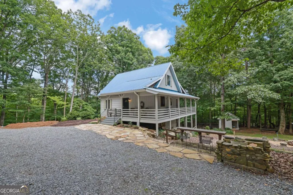 219 Raven Cliff RD Talking Rock, GA 30175