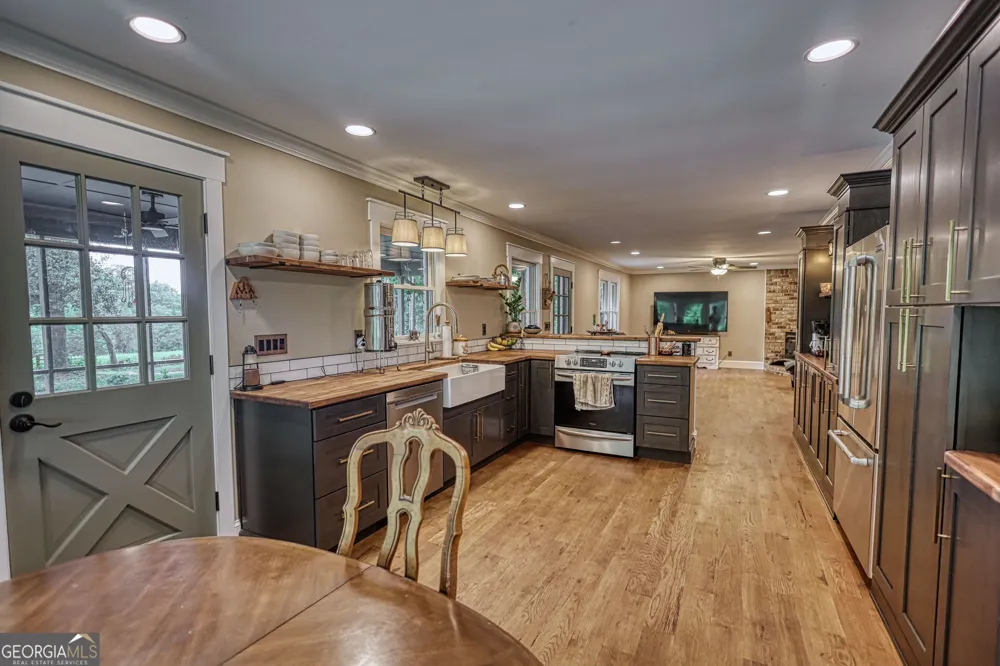 2217 Meadows RD Newborn, GA 30056