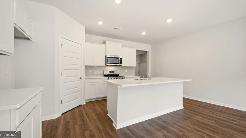 1112 Adirondac WAY Bonaire, GA 31005