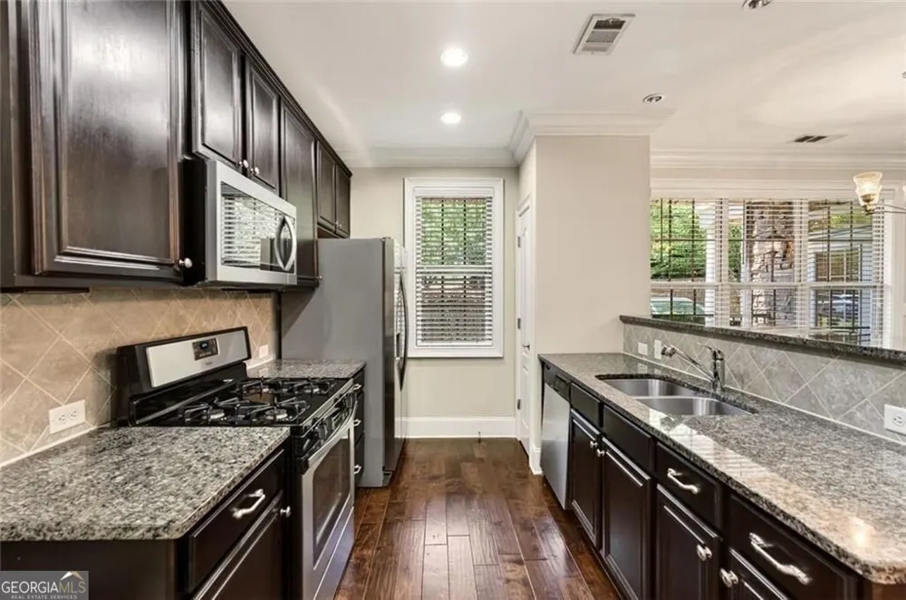 2300 Peachford RD Dunwoody, GA 30338