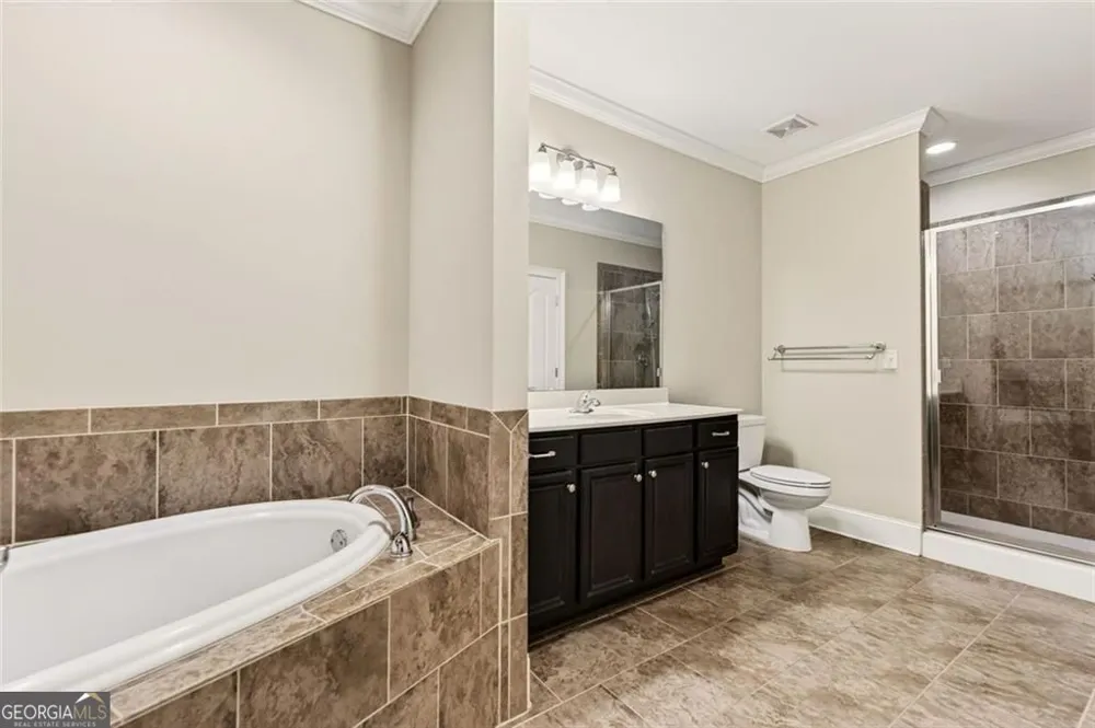 2300 Peachford RD Dunwoody, GA 30338