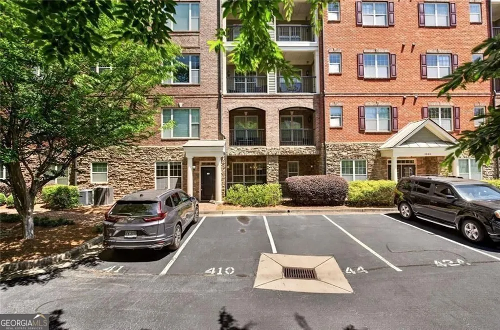 2300 Peachford RD Dunwoody, GA 30338