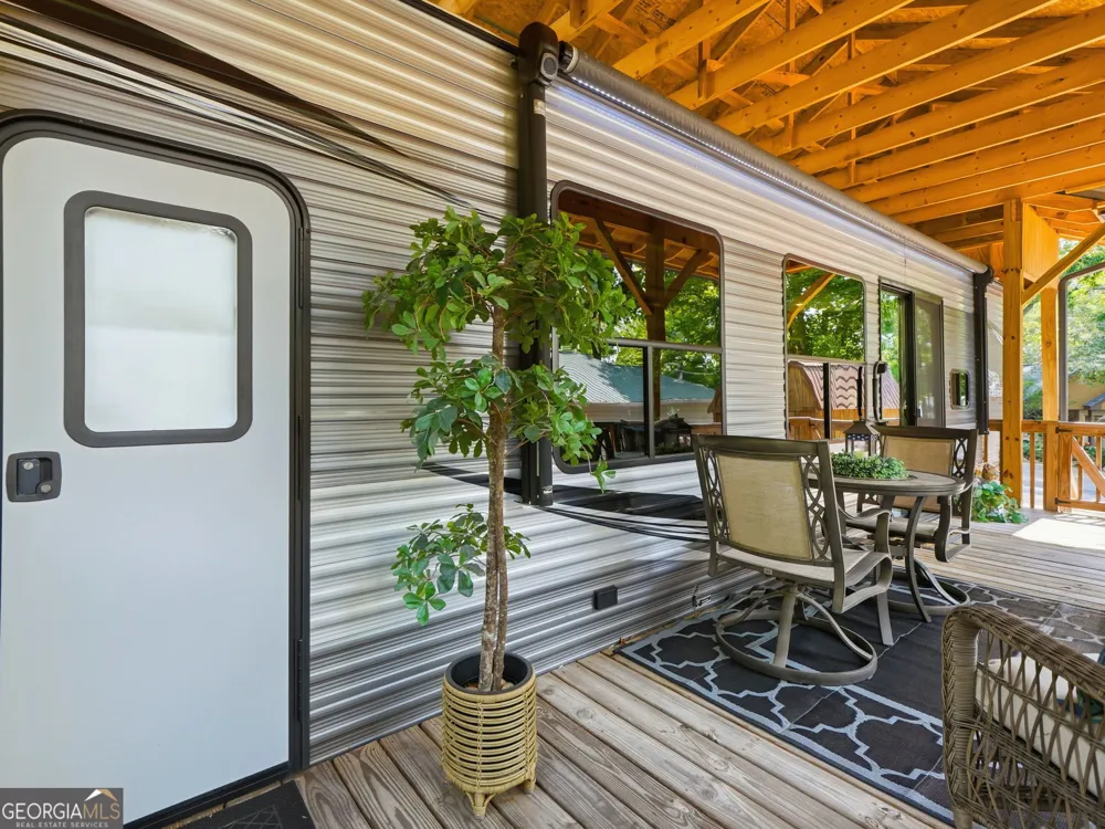 104 Cindy PKWY Cleveland, GA 30528