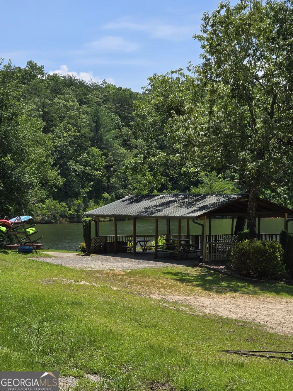104 Cindy PKWY Cleveland, GA 30528