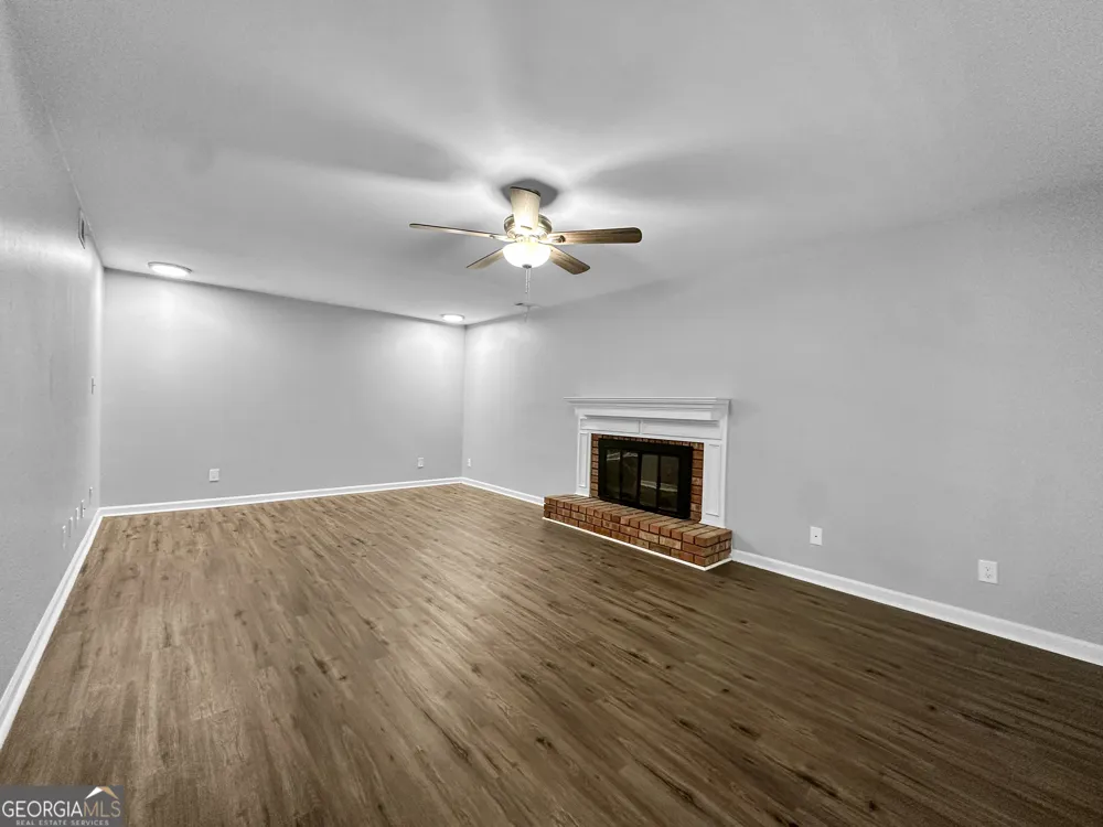608 Silver Trace CT Woodstock, GA 30189